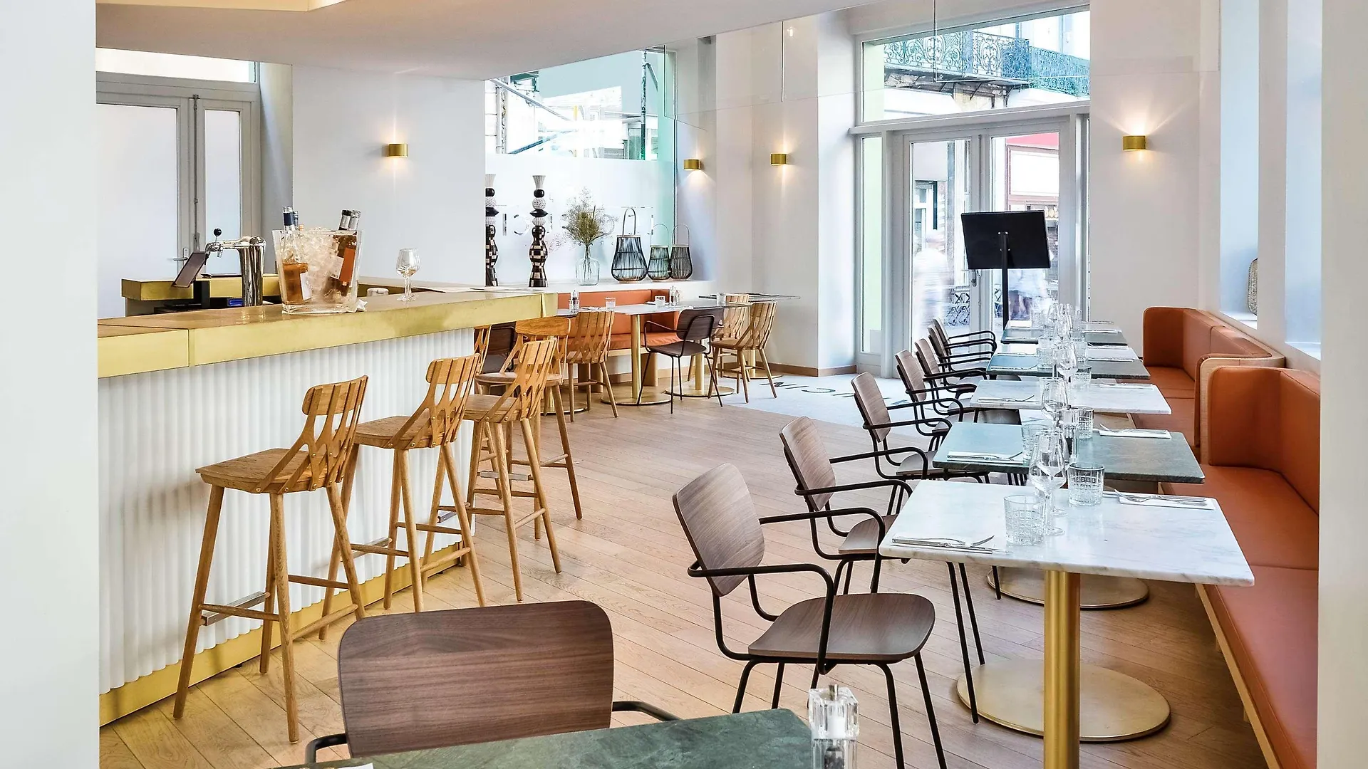 Mercure Marseille Canebiere Vieux-Port 4*,