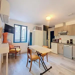 Appartement Studio Climatisé Teinturiers
