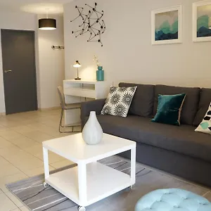 Apartment Contemporain T3 Saint Charles, Marseille